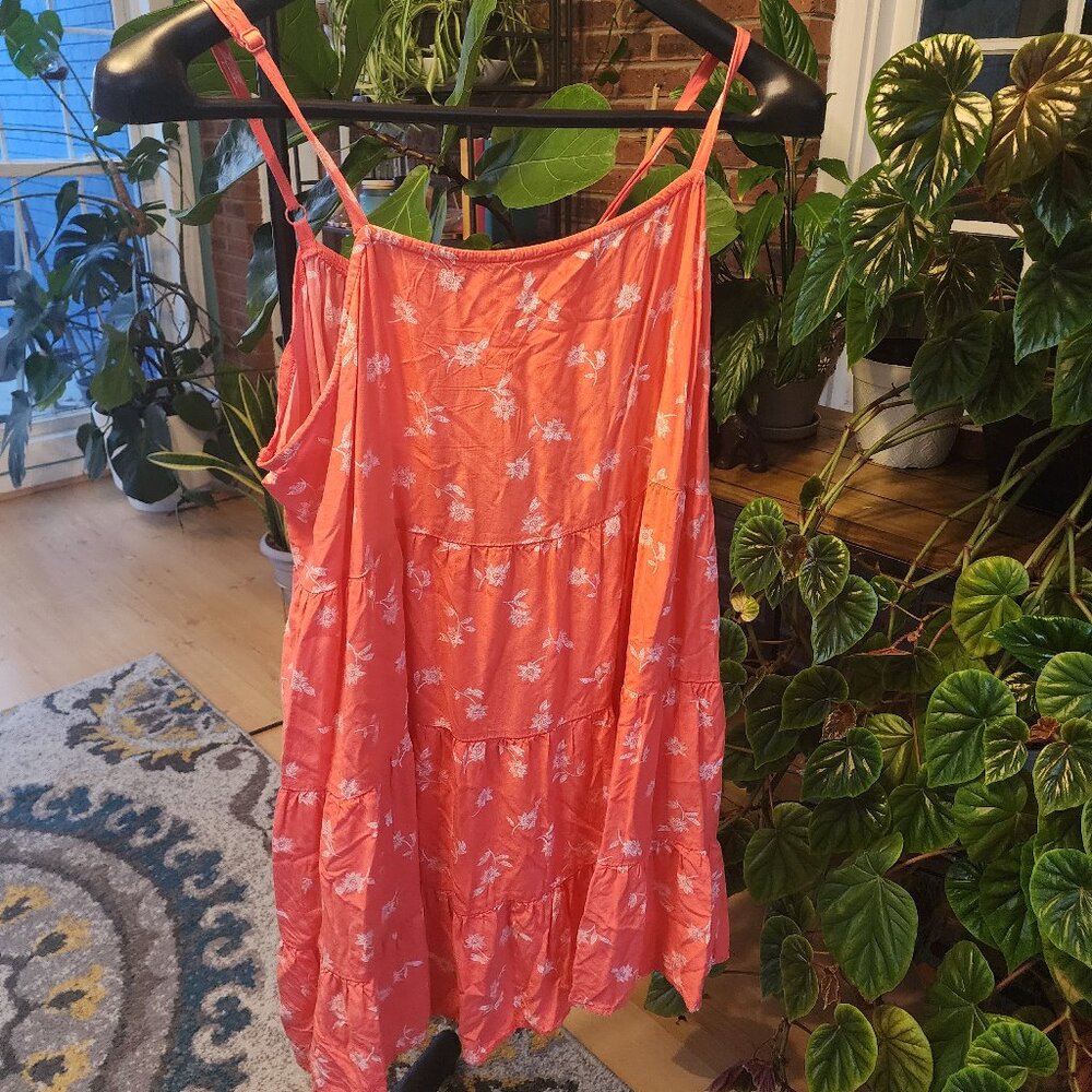 Old Navy Sleeveless Tiered Floral-Print Swing Dress